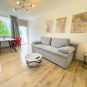 Apartment Messe-apartment Fuer 5 Gaeste Mit Balkon Und Lift Hannover